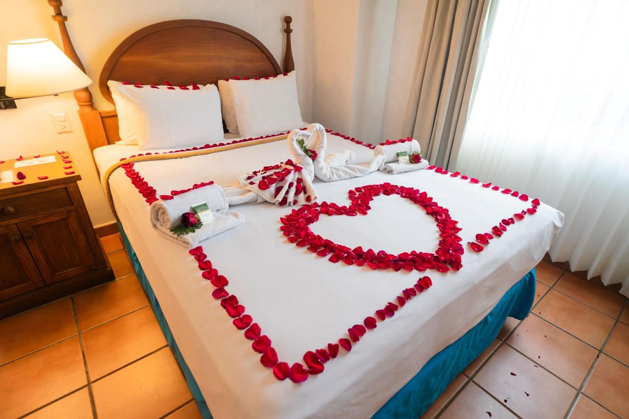 Amatique Bay Hotel 푸에르토 바리오스 외부 사진
